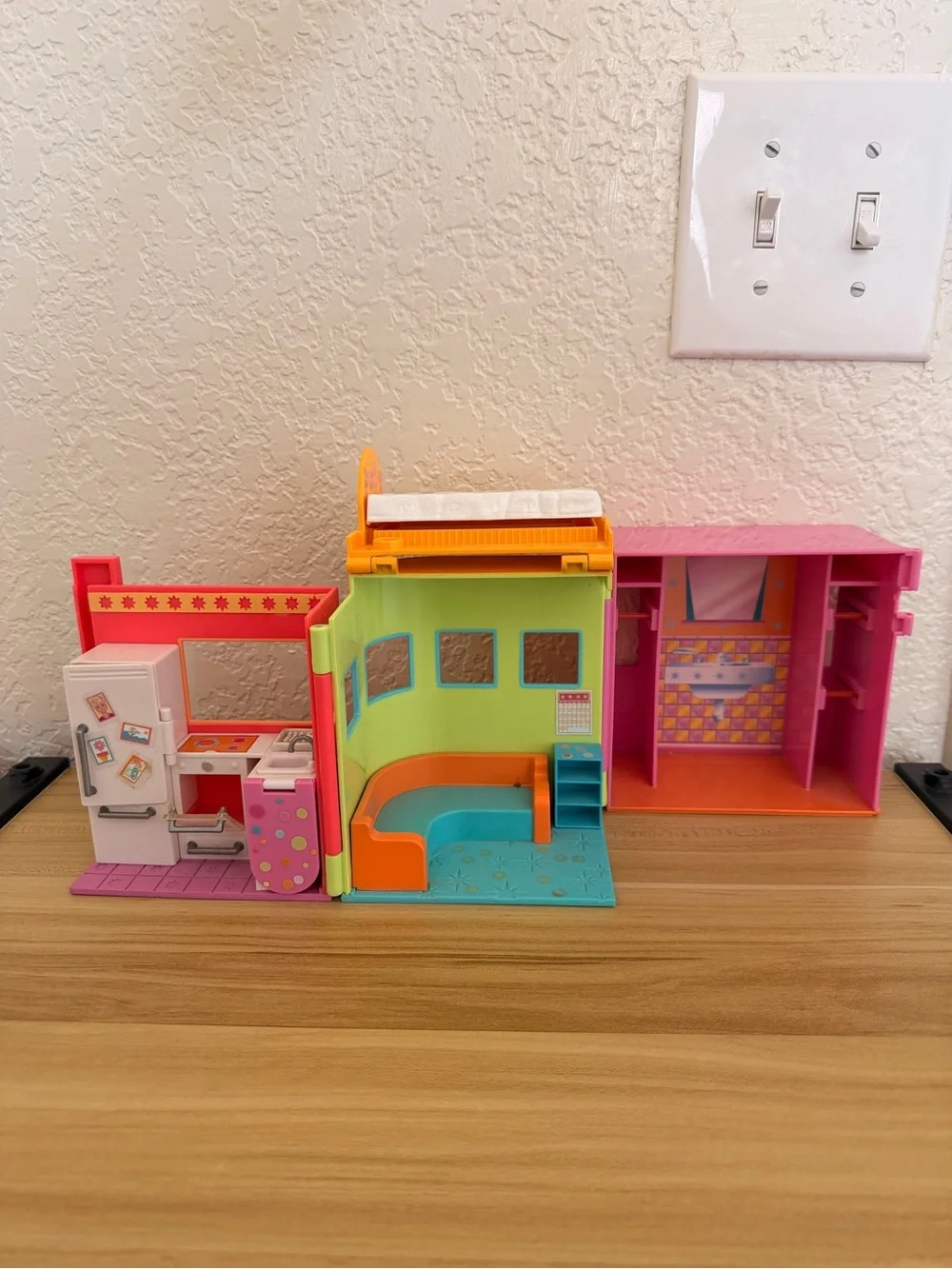 Vintage Polly Pocket Doll Play House Playset 2002 Excellent Condition